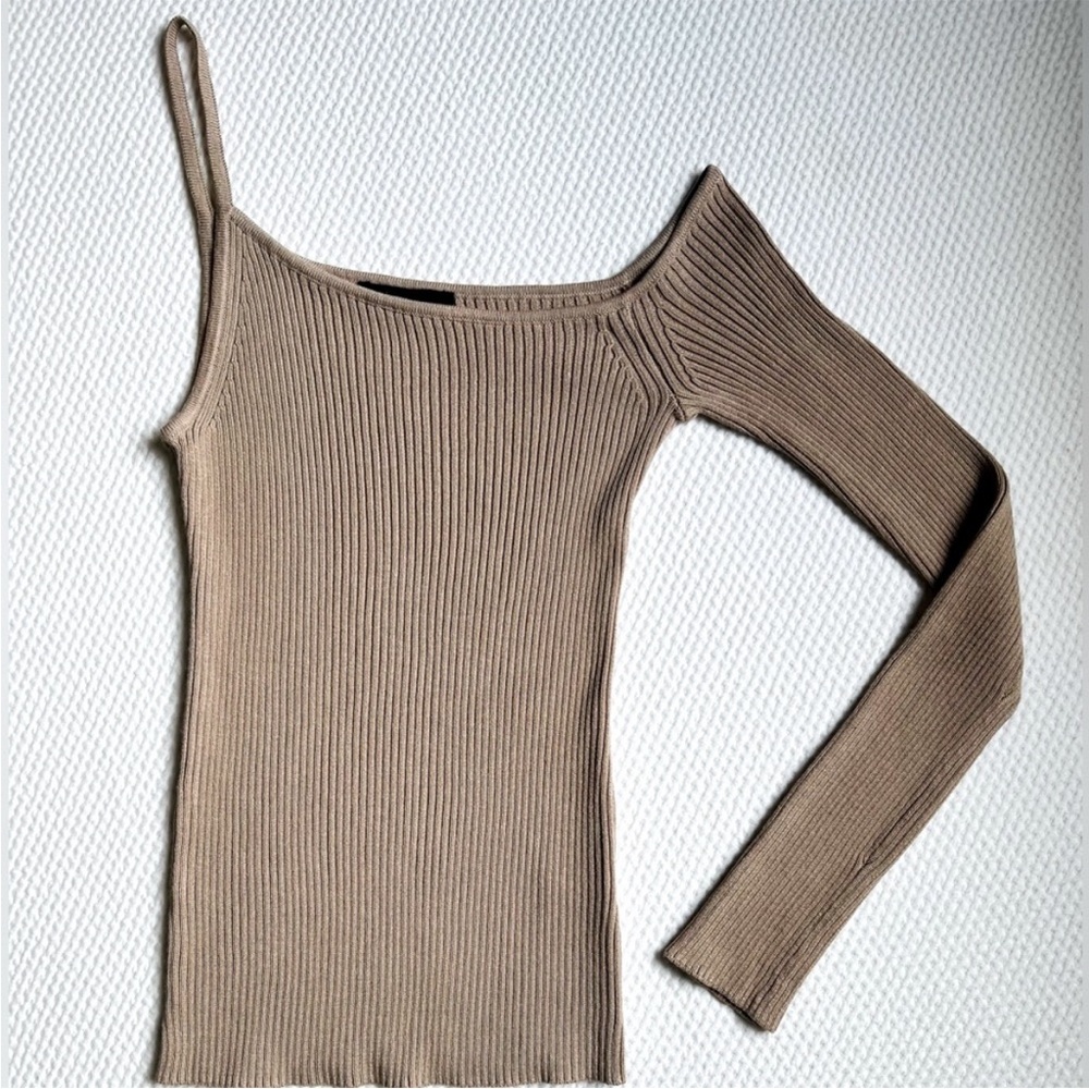 H:OURS One-Shoulder Tan Ribbed Top - Picture 6 of 7
